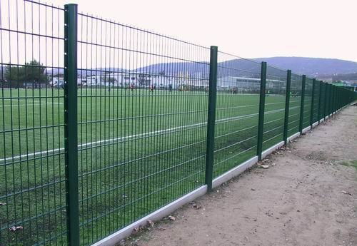 新疆護欄網廠家與金屬護欄選購指南，兼談新貴族跑步機售后服務